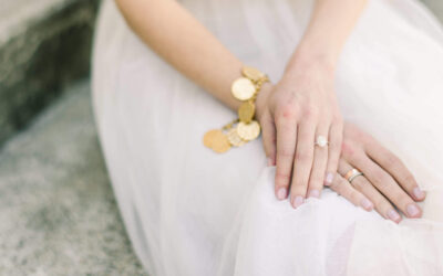 Unikatowe projekty ręcznie robionej biżuterii – jak je odnaleźć?